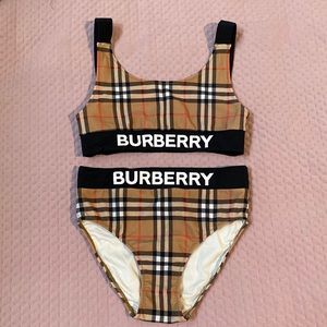 Burberry Youth Swimsuits(14Y)